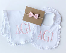 Load image into Gallery viewer, Ruffle Newborn Layette Set